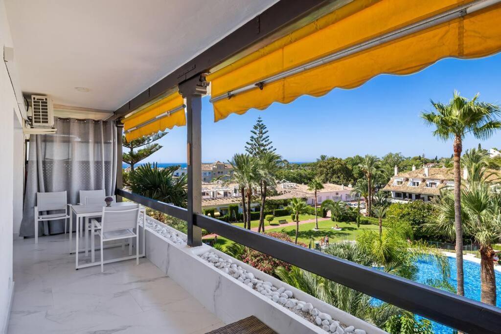 Appartamento Fabulous 1 Bedroom Flat With Pool At The Golden Mile