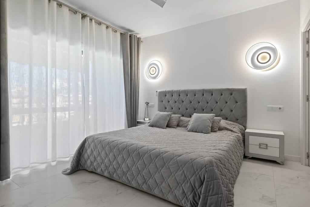 Appartamento Fabulous 1 Bedroom Flat With Pool At The Golden Mile *